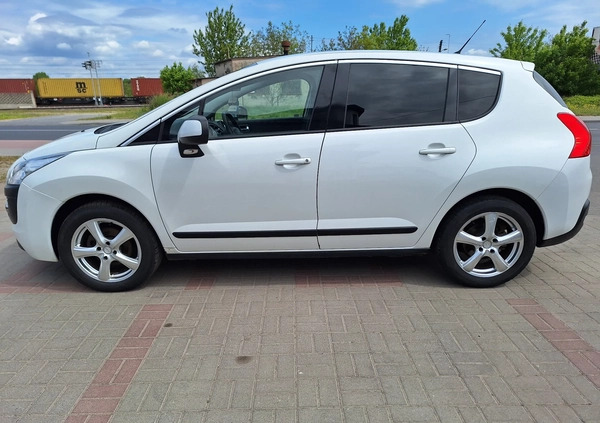 Peugeot 3008 cena 21900 przebieg: 243100, rok produkcji 2011 z Sanok małe 92